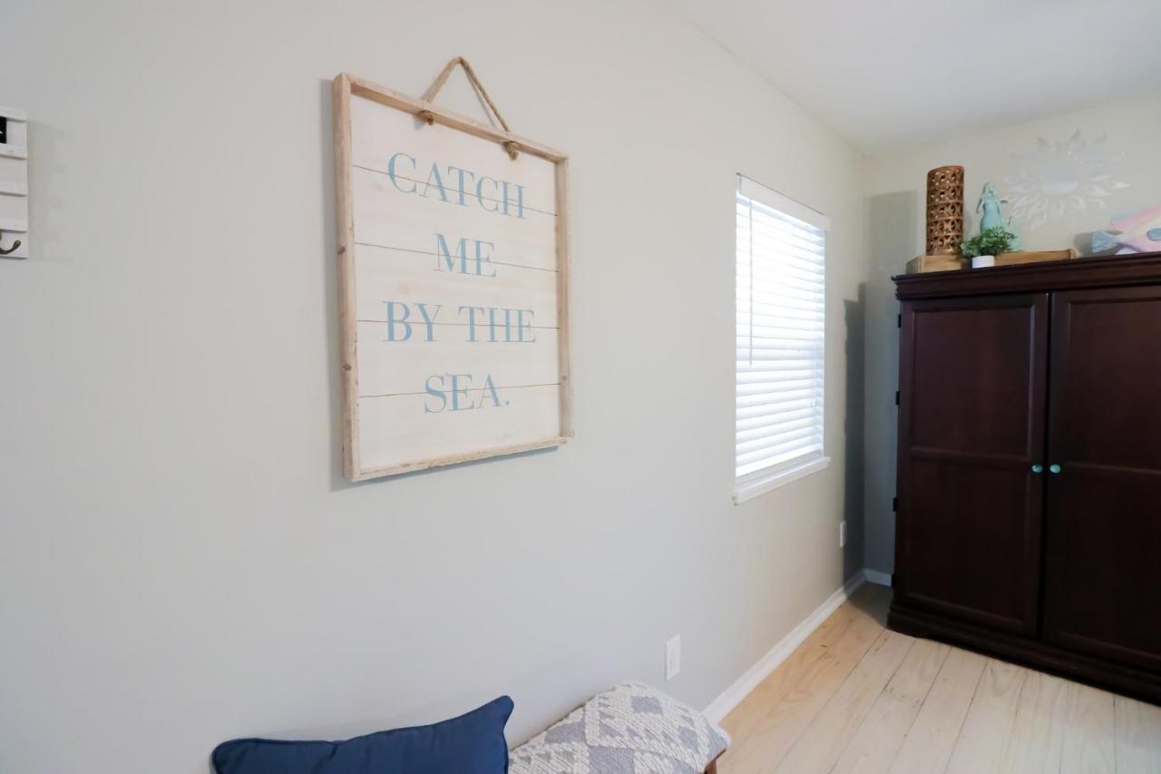Sunny Daze Walk To Beach 2 Decks Pet Friendly Has A Mini Bar Galveston Extérieur photo