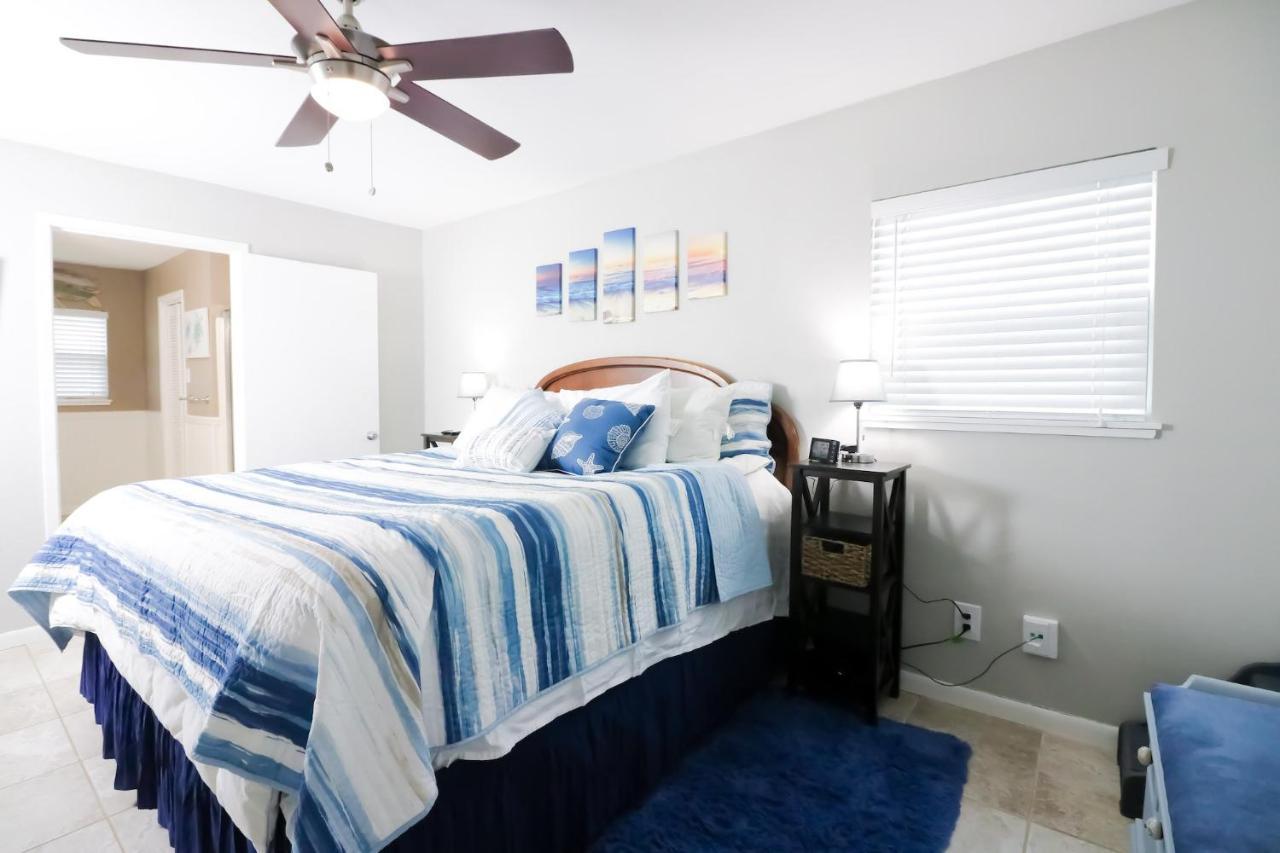 Sunny Daze Walk To Beach 2 Decks Pet Friendly Has A Mini Bar Galveston Extérieur photo