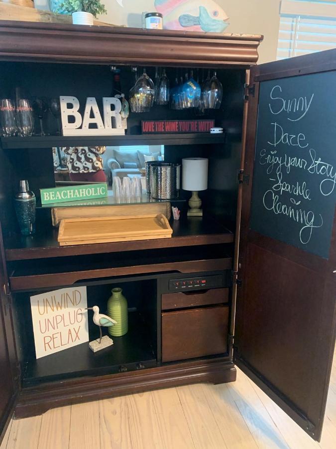 Sunny Daze Walk To Beach 2 Decks Pet Friendly Has A Mini Bar Galveston Extérieur photo