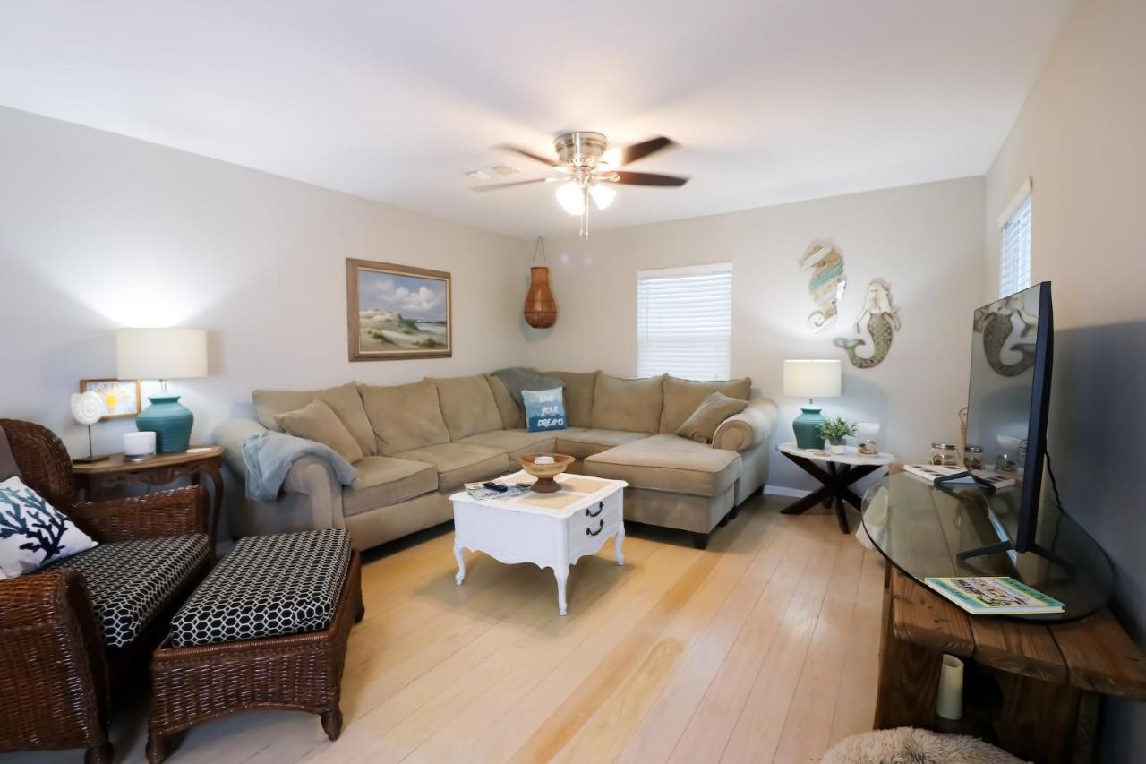 Sunny Daze Walk To Beach 2 Decks Pet Friendly Has A Mini Bar Galveston Extérieur photo